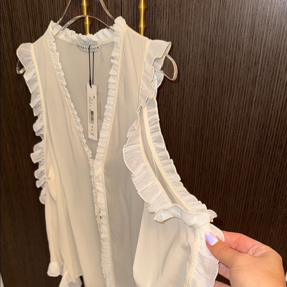 Alice + Olivia Cream Cold Shoulder Blouse - Picture 15 of 16